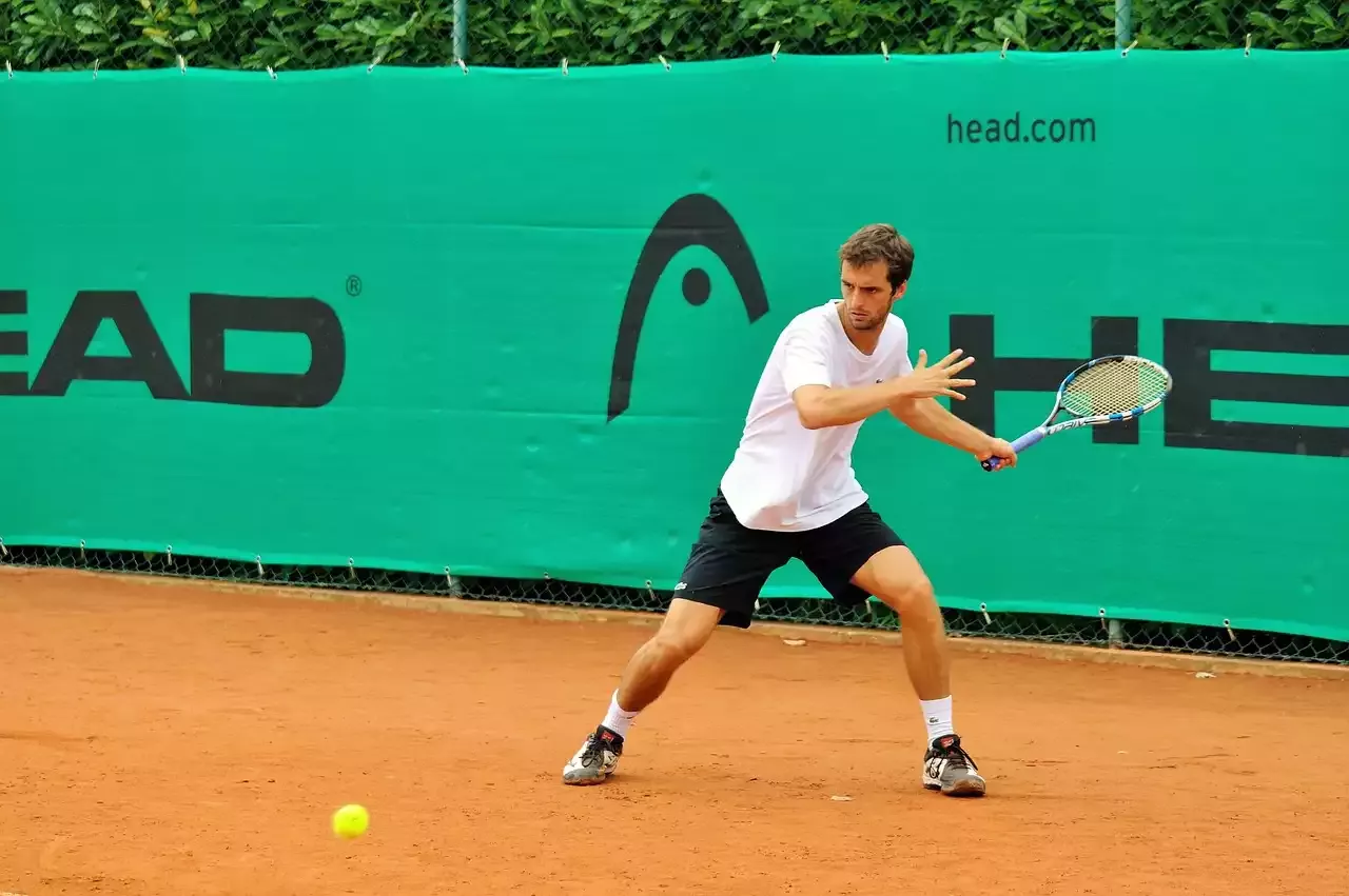 Geschichte des Tennisschlägers